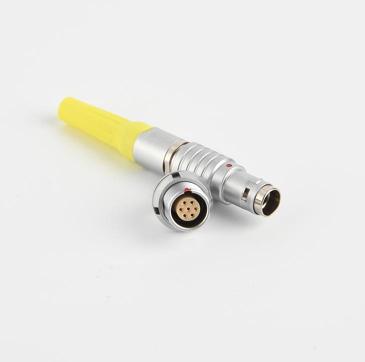 如何正確安裝和使用信號防水連接器？